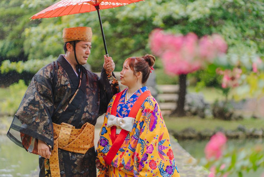 Ryukyu style wedding photo_Shikinaen with cherryblossom