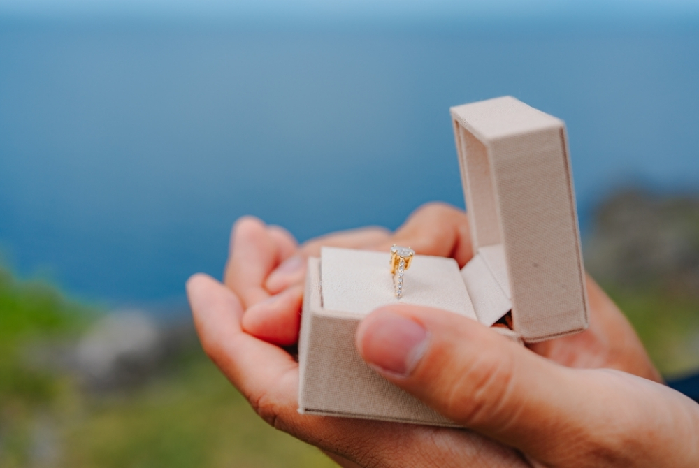 wedding ring